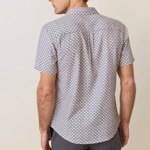 Marine Layer Stretch Selvage Short Sleeve Shirt in Japanese Wave Print, size L - Picture 2 of 12